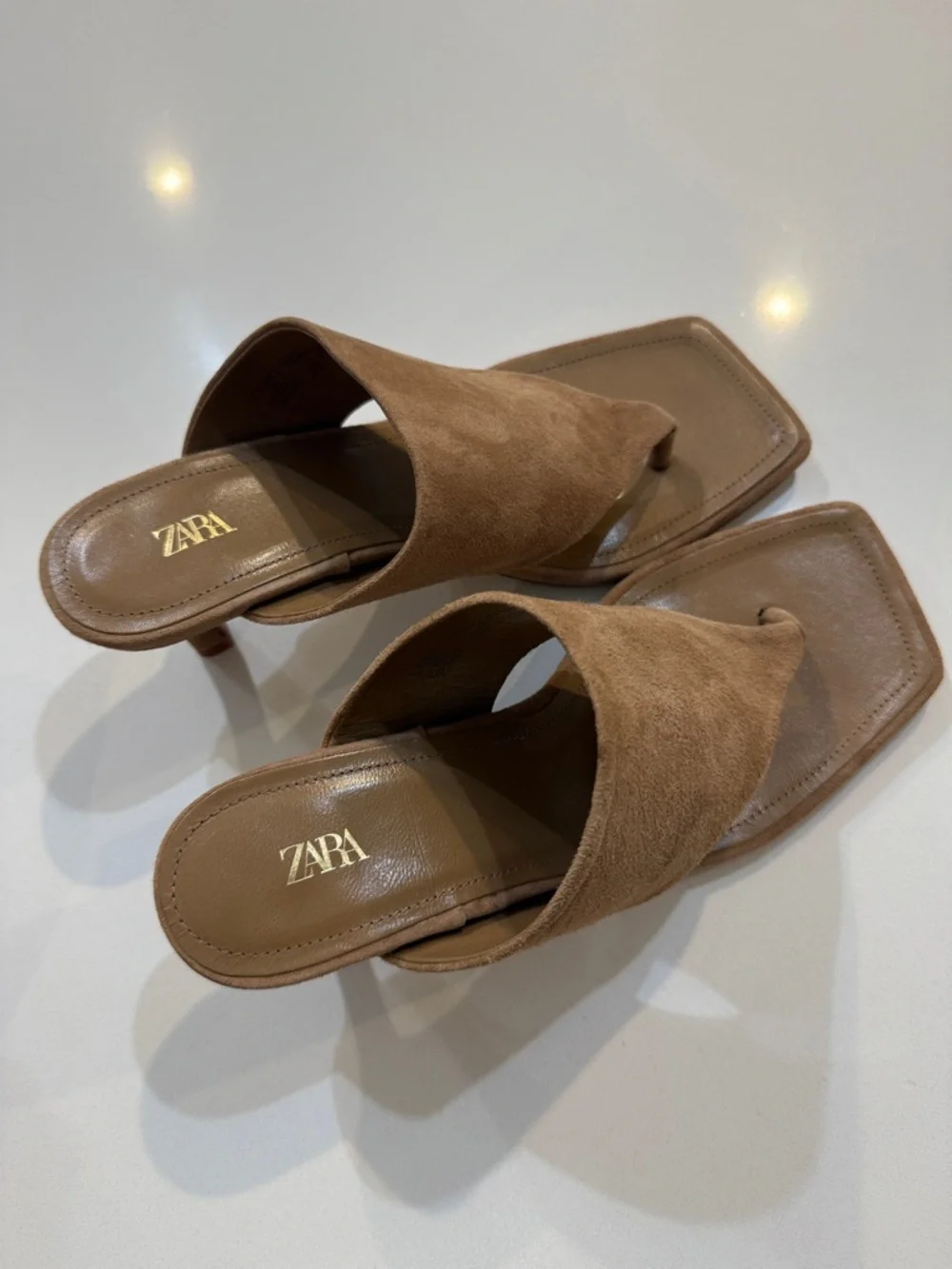ZARA Women's Toe Post Heeled Leather Sandals NWOT | Size 39 - Picture 9 of 10